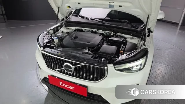 Volvo XC40 id 3472289 из Кореи 16