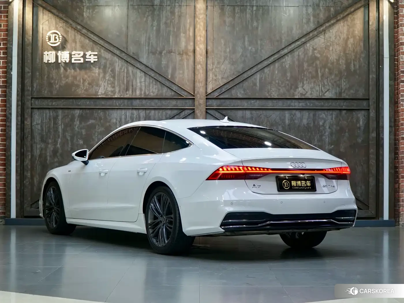 Audi A7 id 4654647 из Китая 21