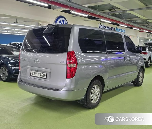 Hyundai The New Grand Starex id 4520086 из Кореи 16