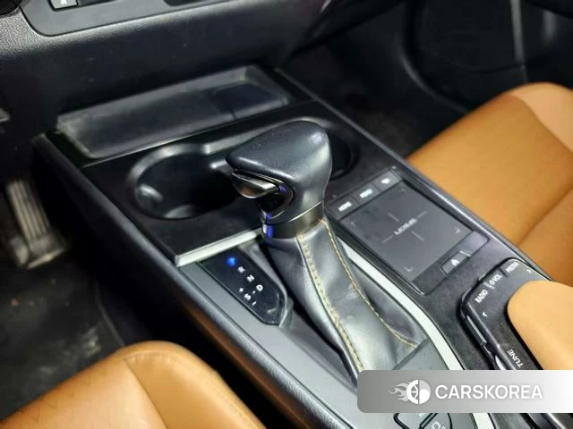 Lexus UX id 4227910 из Китая 19