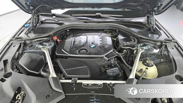 BMW 5 Series (G30) id 4918926 из Кореи 16