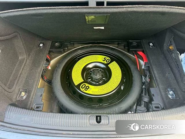 Audi A4L id 4272812 из Китая 19