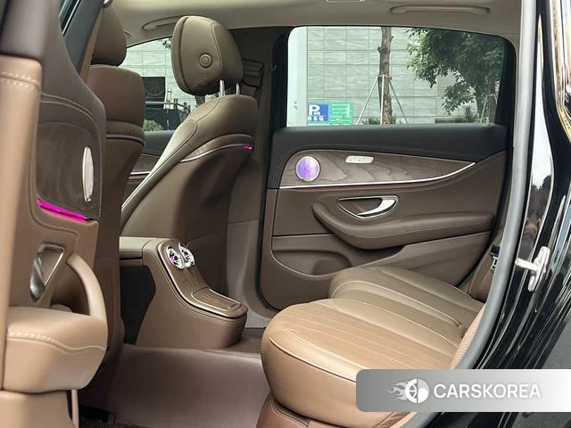 Mercedes-Benz E-class id 3907858 из Китая 18