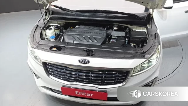 Kia The New Carnival id 3789750 из Кореи 16