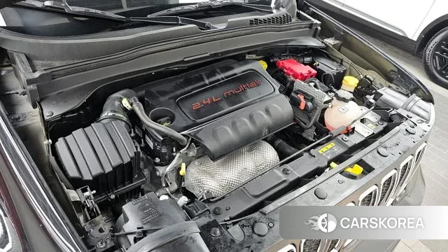 Jeep Renegade id 3753512 из Кореи 16