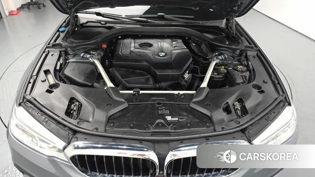 BMW 5 Series (G30) id 4907838 из Кореи 16