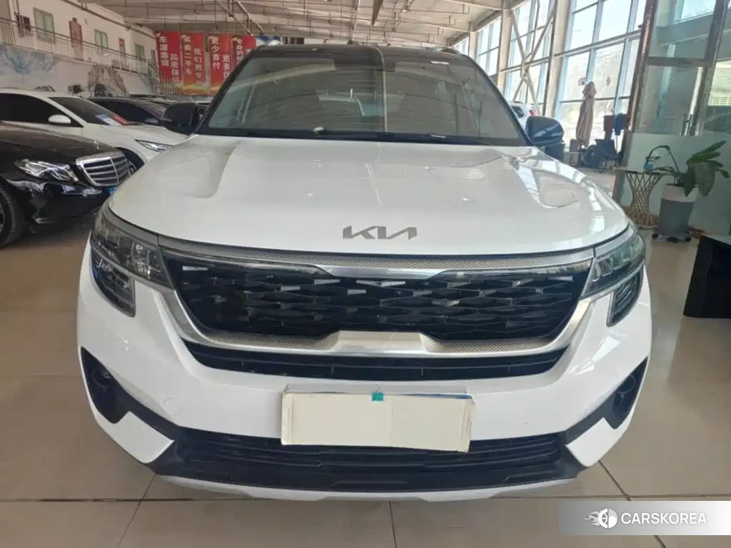 Kia KX3 2022 Белый из Китая, фото 6