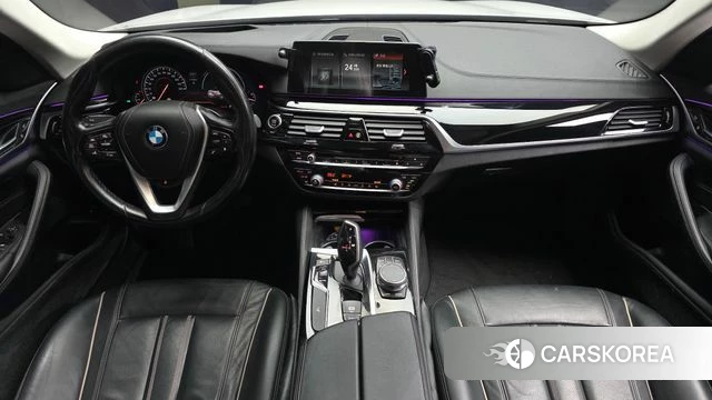 BMW 5 Series (G30) id 3834726 из Кореи 15