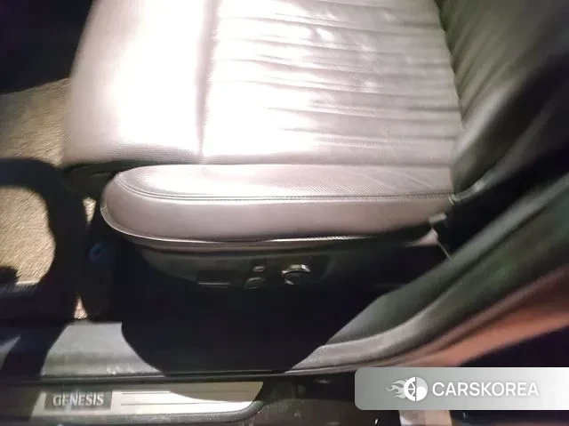 Genesis G90 id 3439727 из Кореи 9