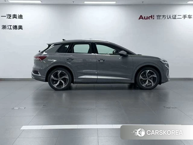 Audi Q4 e-tron 2024 Темно-серый из Китая, фото 6