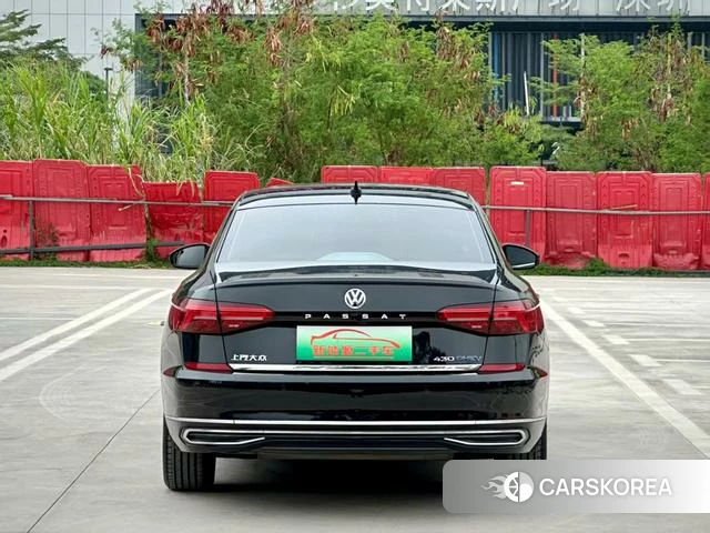 Volkswagen Passat PHEV id 4221893 из Китая 16