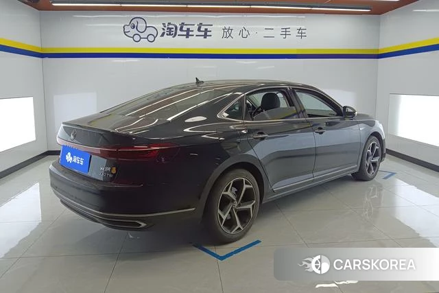 Volkswagen Passat id 4216932 из Китая 13