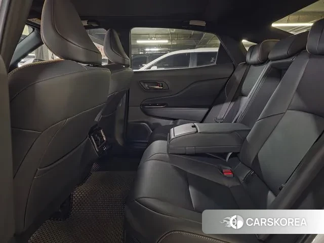 Toyota Crown Crossover id 2974319 из Кореи 16