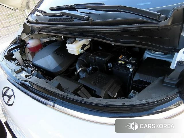 Hyundai Staria id 4206536 из Кореи 14