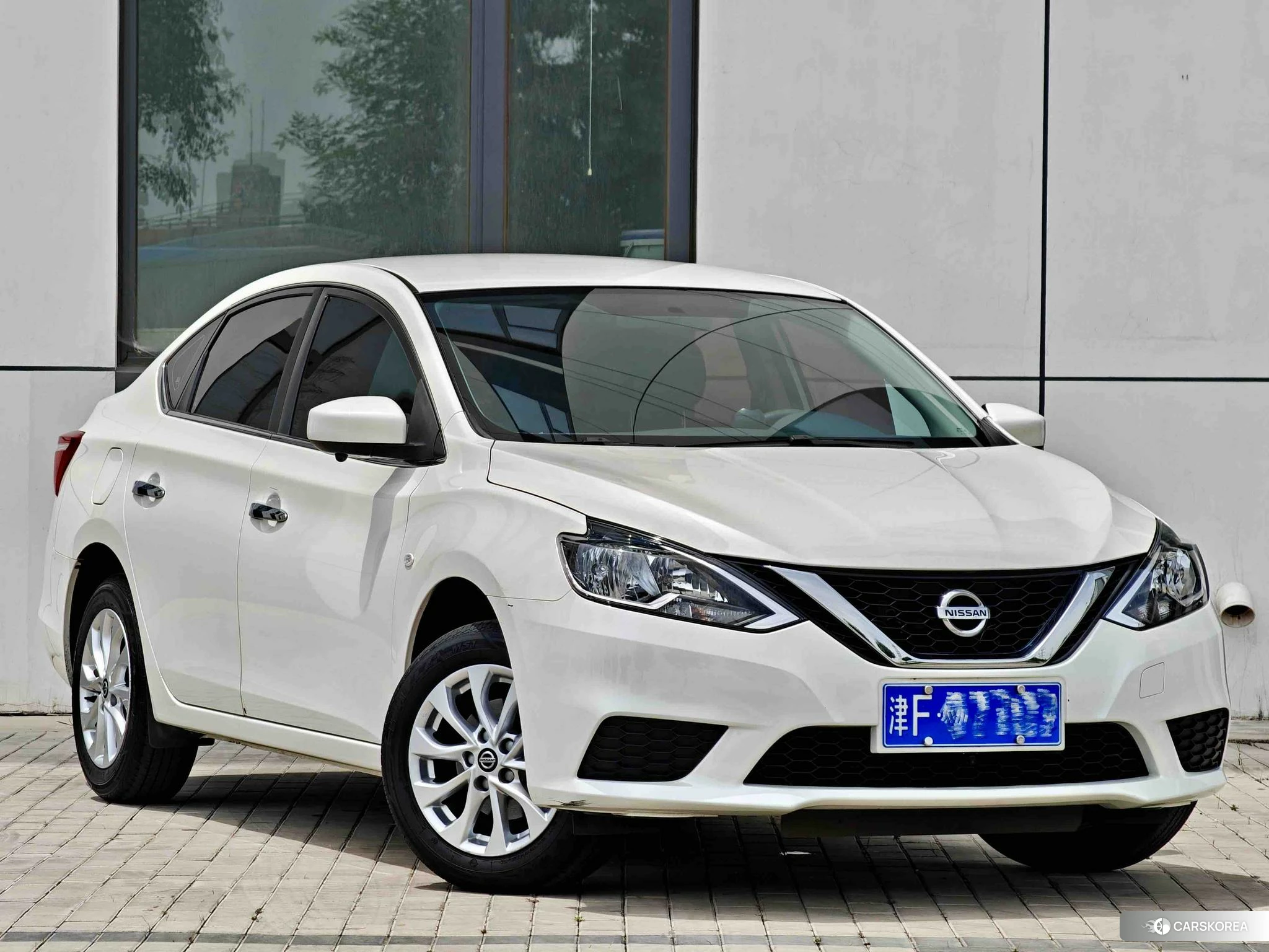 Nissan Xuan Yi id 4413333 из Китая 9
