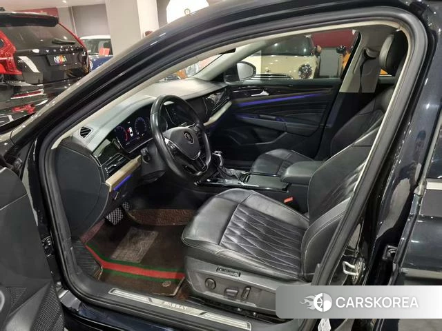 Volkswagen Passat id 4279061 из Китая 7
