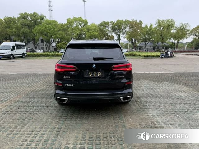 BMW X5 id 4264930 из Китая 9