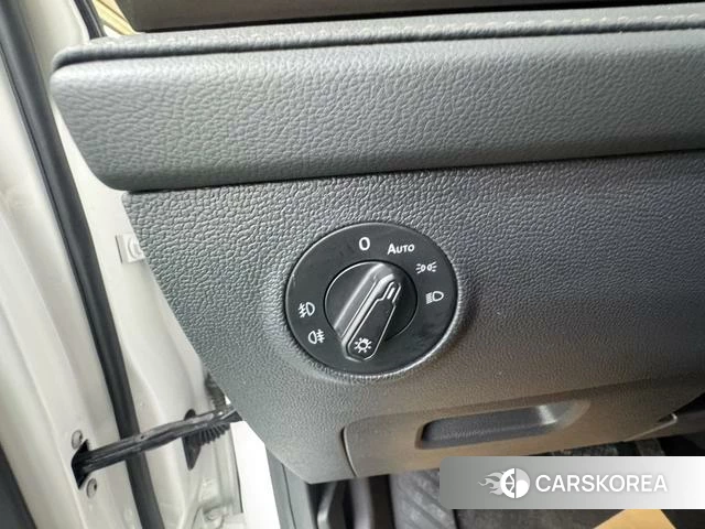 Volkswagen Tuyue id 4218735 из Китая 21