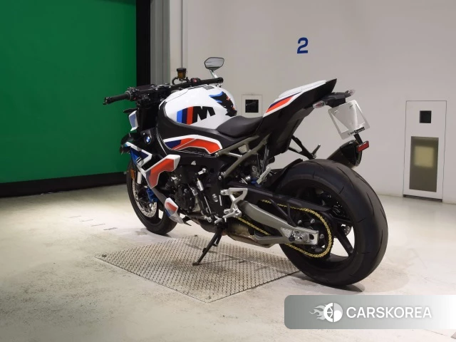 BMW M1000R id 4352497 из Японии 6
