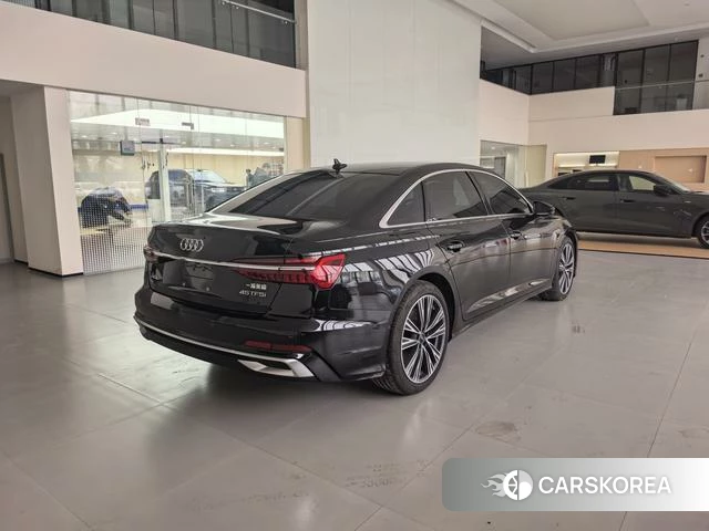 Audi A6L id 3927123 из Китая 18