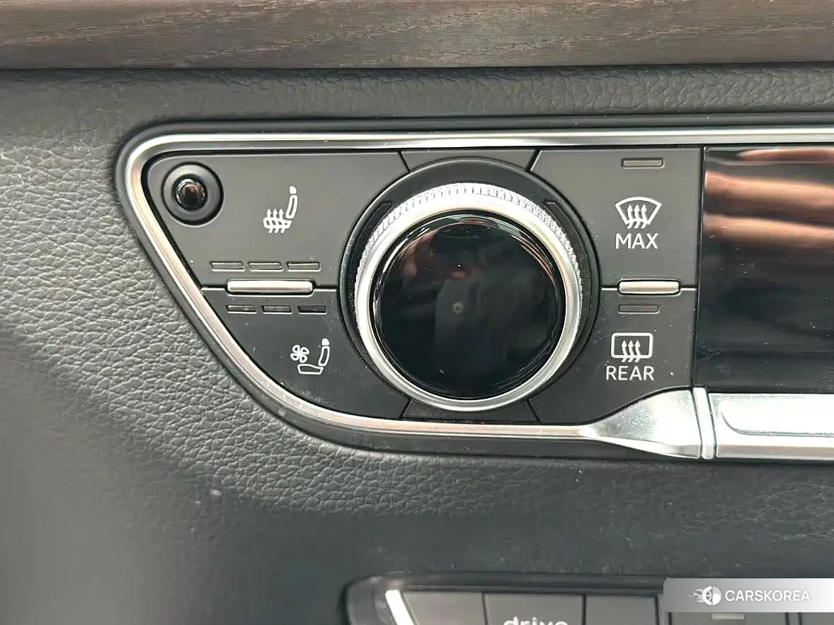 Audi Q5L 2024 Черный из Китая, фото 6