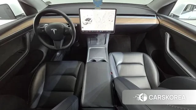 Tesla Model Y id 3599928 из Кореи 16