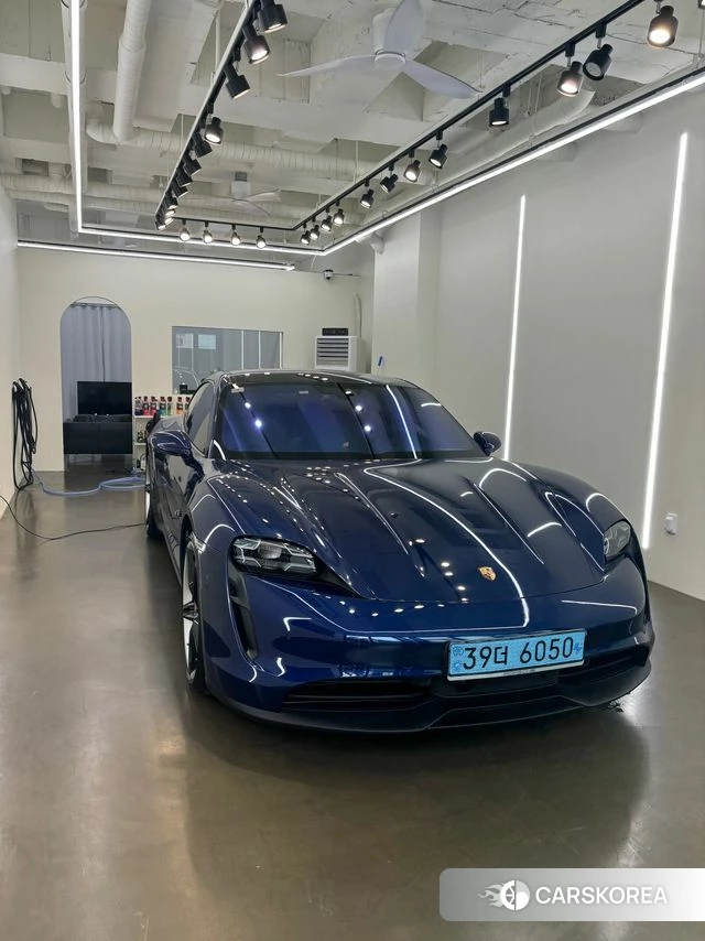 Porsche Taycan id 3878815 из Кореи 12