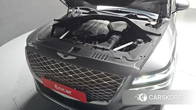 Genesis GV80 id 3024000 из Кореи 16