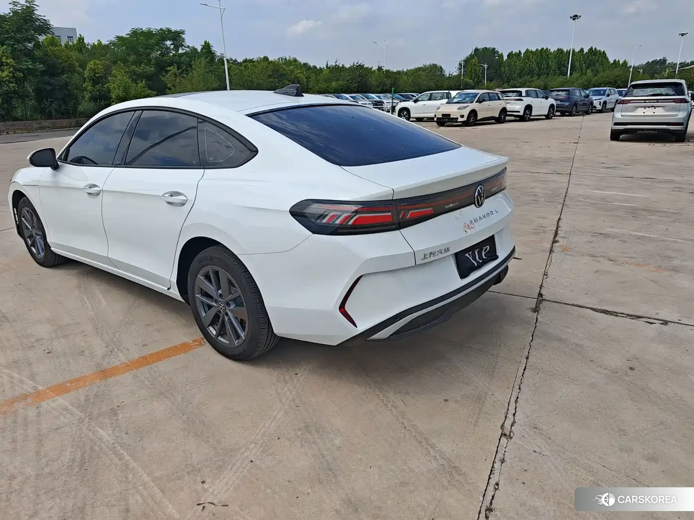 Volkswagen Lamando id 4649409 из Китая 15