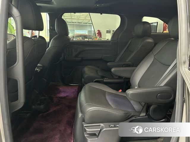 Toyota Saina id 4276594 из Китая 16