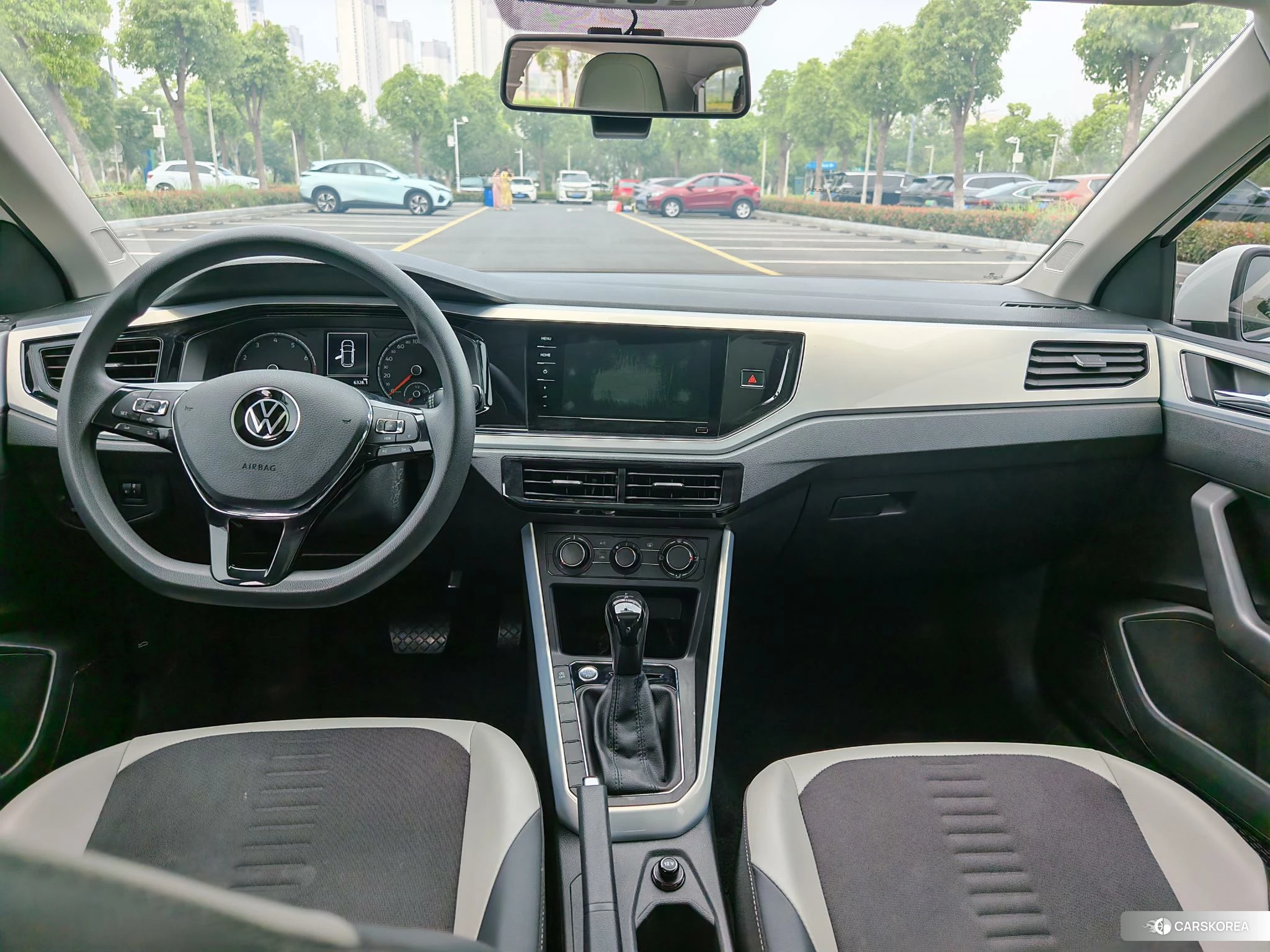 Volkswagen Polo 2021 Белый из Китая, фото 6