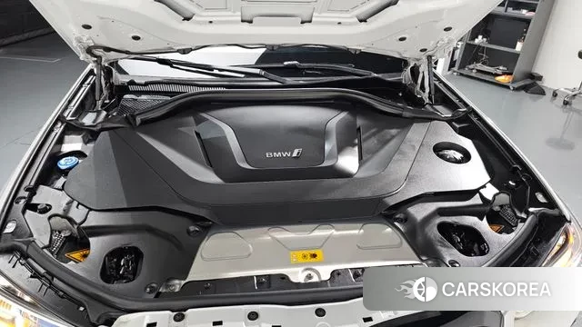 BMW iX3 id 3388452 из Кореи 16