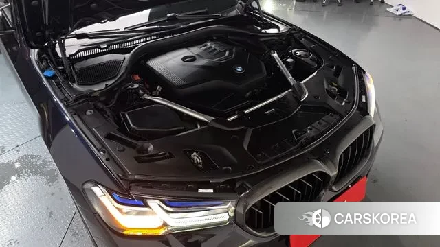 BMW 5 Series (G30) id 3185697 из Кореи 16