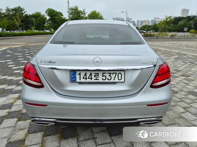 Mercedes-Benz E-Class W213 id 4567924 из Кореи 16