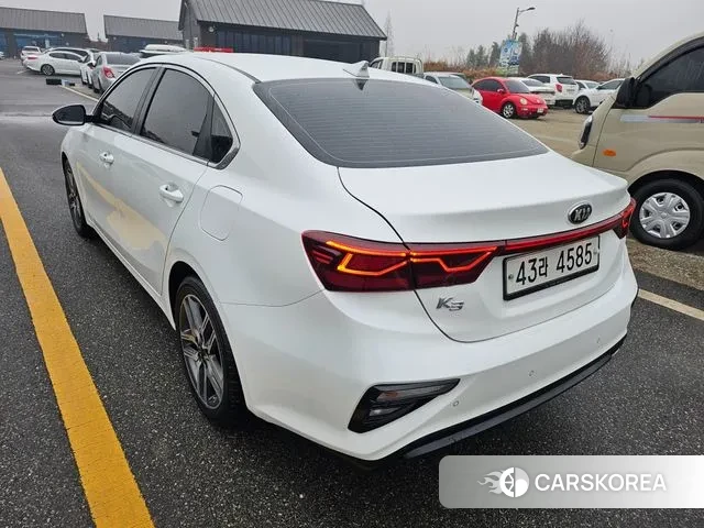 Kia Come New K3 id 3677293 из Кореи 16