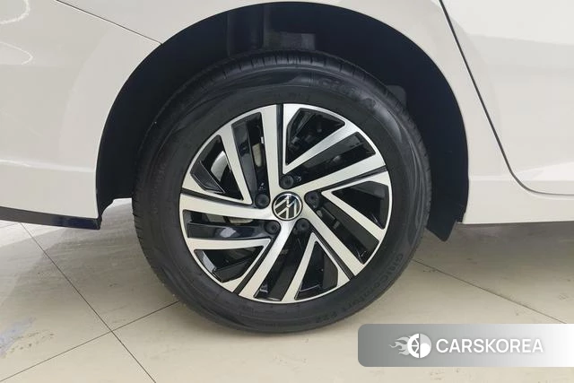 Volkswagen Lavida id 4208279 из Китая 13
