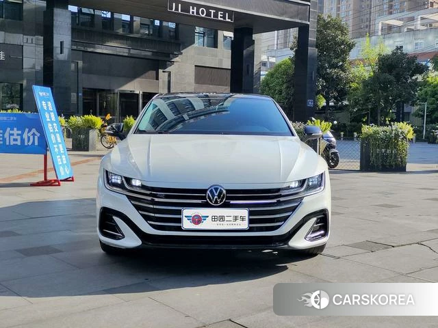 Volkswagen CC 2022 Белый из Китая, фото 6