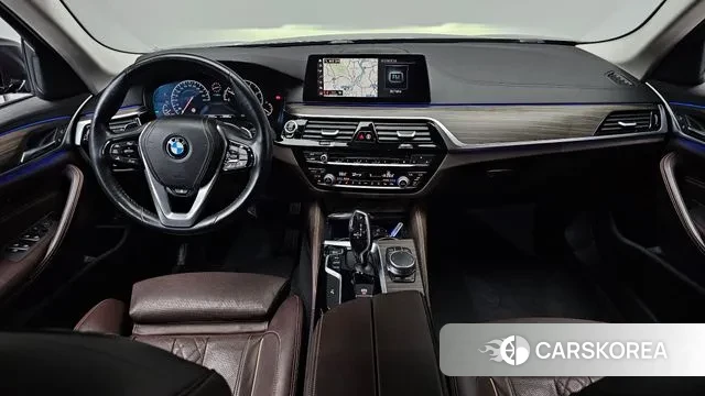 BMW 5 Series (G30) id 3380212 из Кореи 16