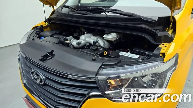 Hyundai The New Grand Starex id 2211360 из Кореи 16