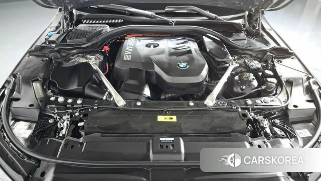 BMW 5 Series (G60) id 4584280 из Кореи 28