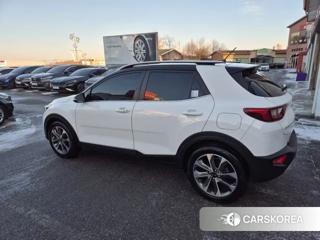 Kia Stonic id 3737219 из Кореи 11