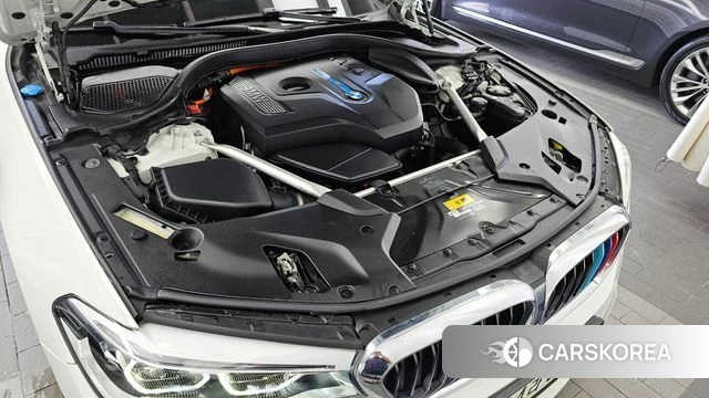 BMW 5 Series (G30) id 4435032 из Кореи 30