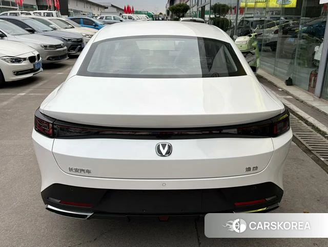 Chang'an Yidong 2026 Белый из Китая, фото 6