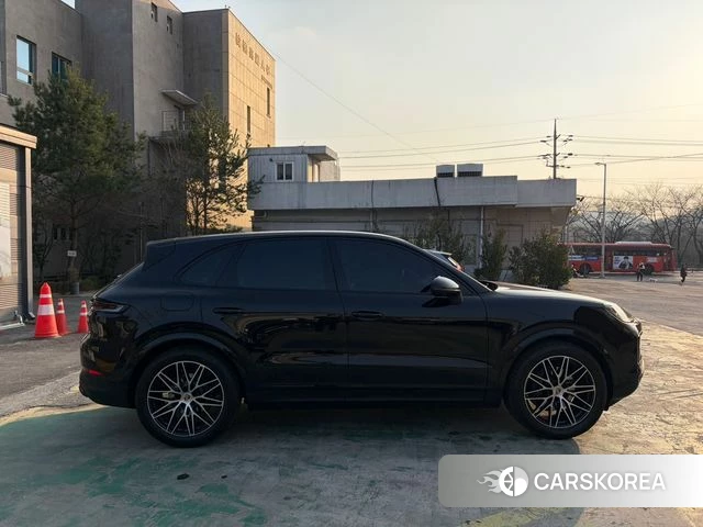 Porsche Cayenne (PO536) id 3805072 из Кореи 14