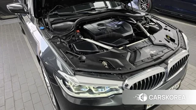 BMW 5 Series (G30) id 3413262 из Кореи 16