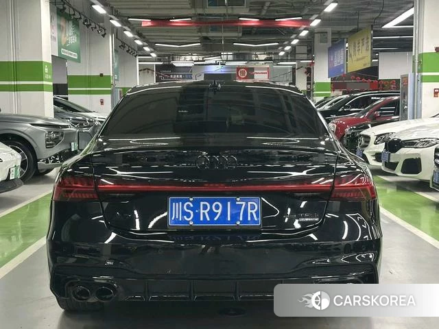 Audi A7L 2022 Черный из Китая, фото 6