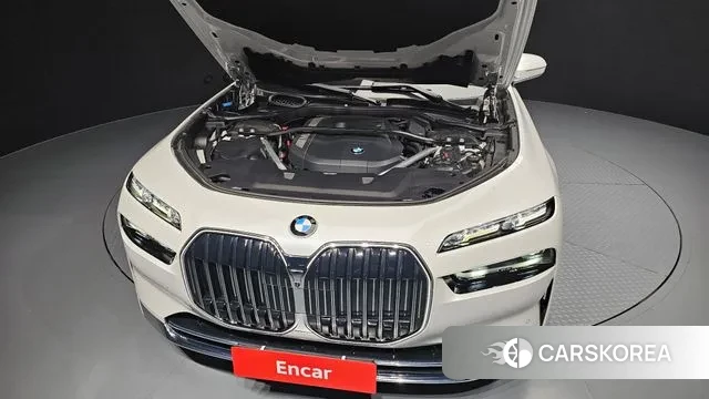 BMW 7 Series (G70) id 3058037 из Кореи 16