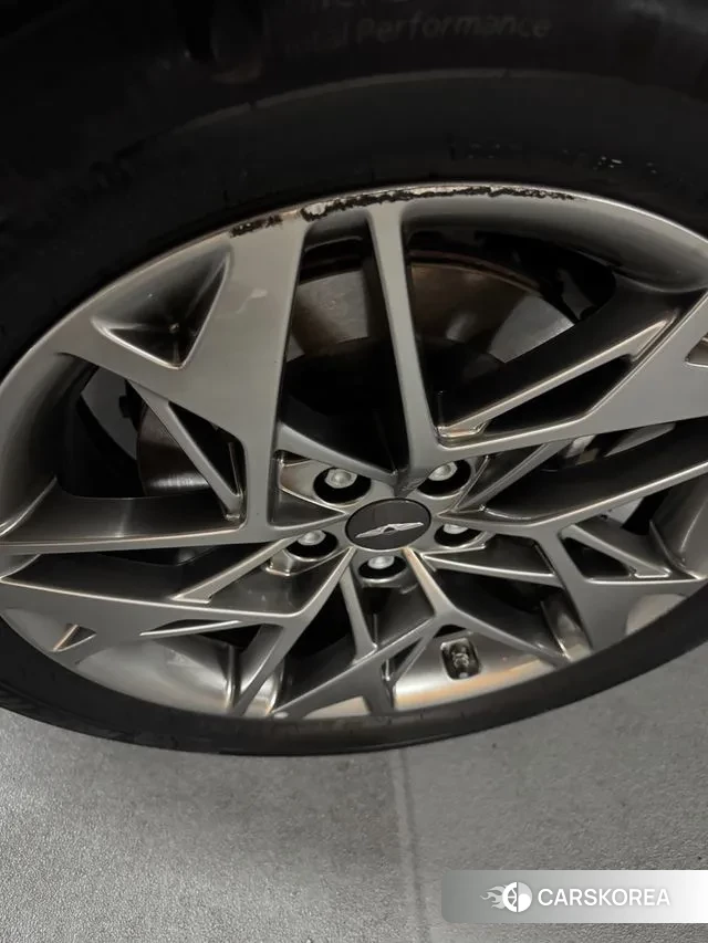 Genesis GV70 id 3388843 из Кореи 14