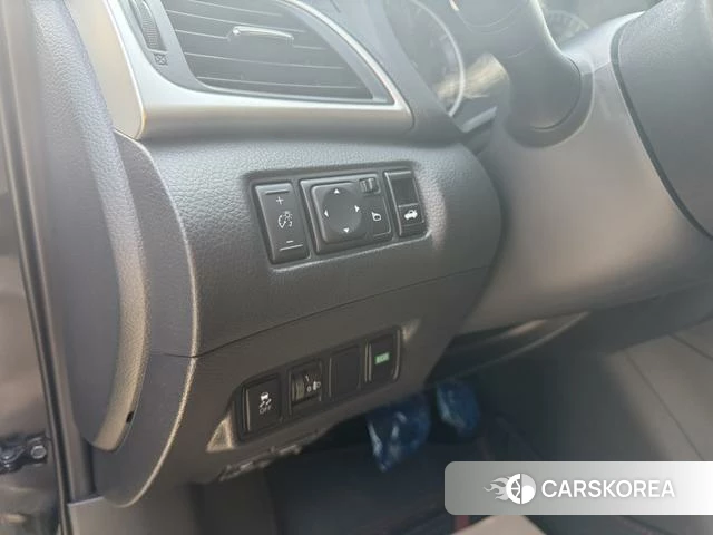 Nissan Xuan Yi id 4393110 из Китая 14