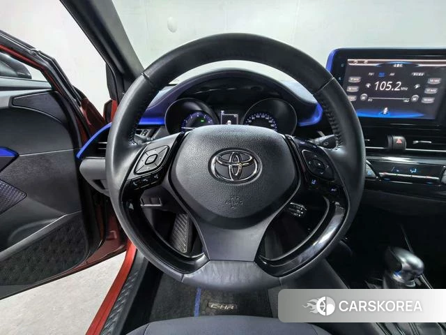 Toyota C-HR id 4211549 из Китая 11